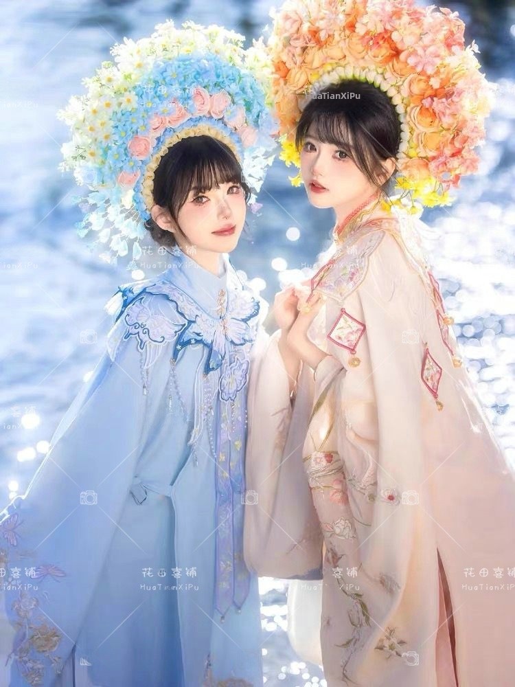 Ethnic Wear In Fashion - Xunpu Girl's Ming Dynasty Hanfu Costume